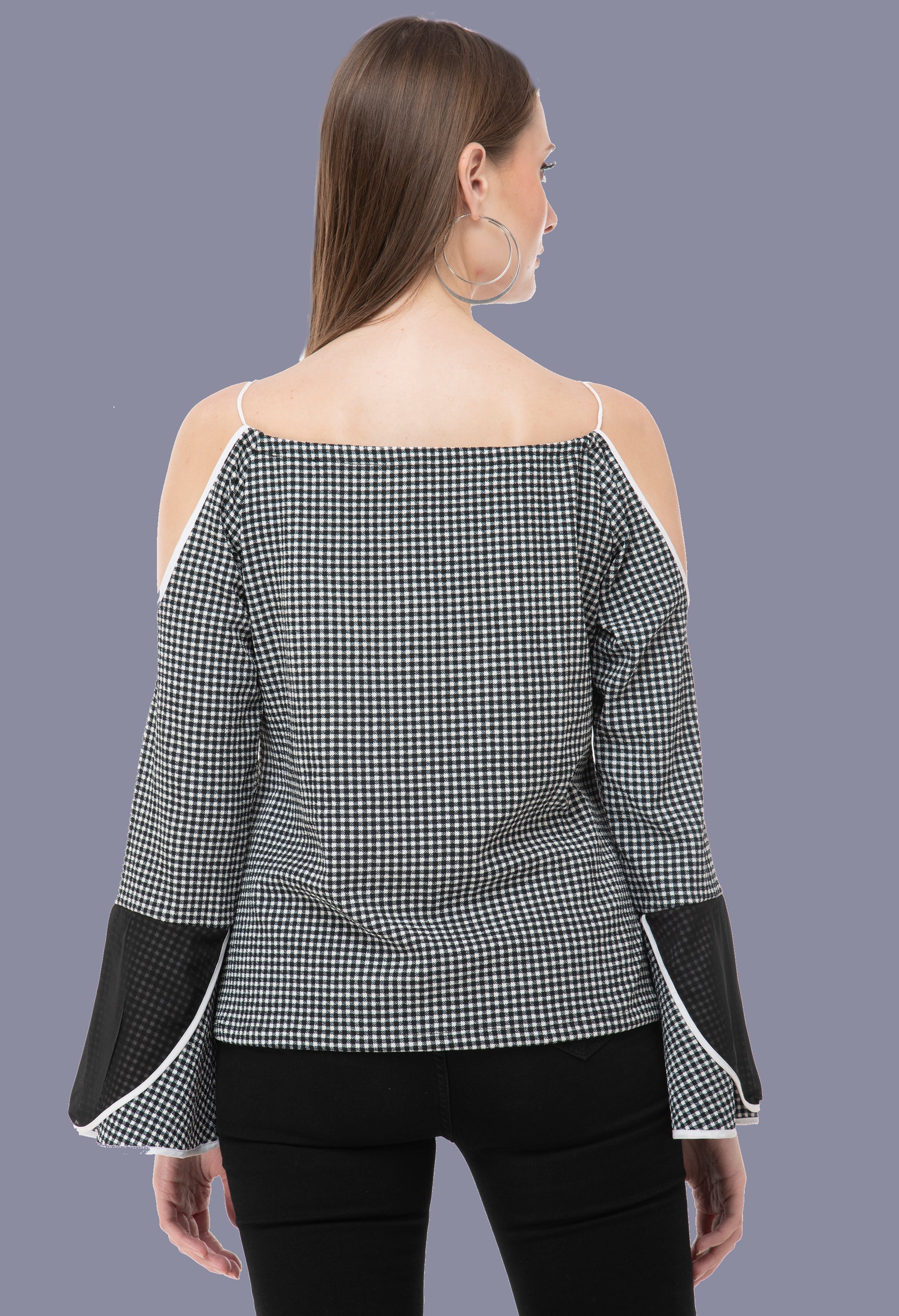 Cold shoulder black & white top
