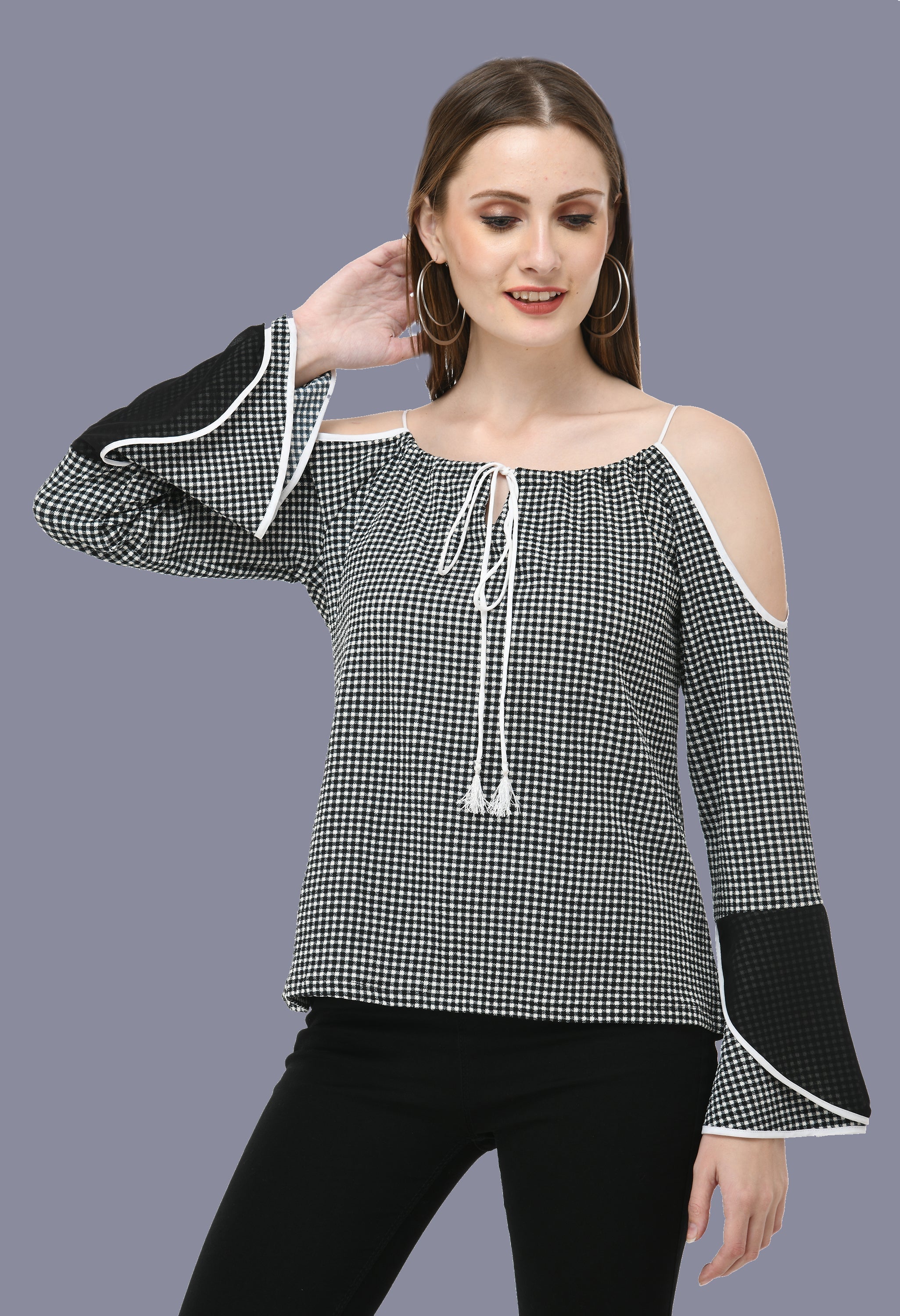 Cold shoulder black & white top